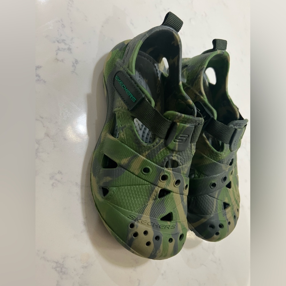 Skechers Kids Camouflage Clogs - Picture 6 of 10